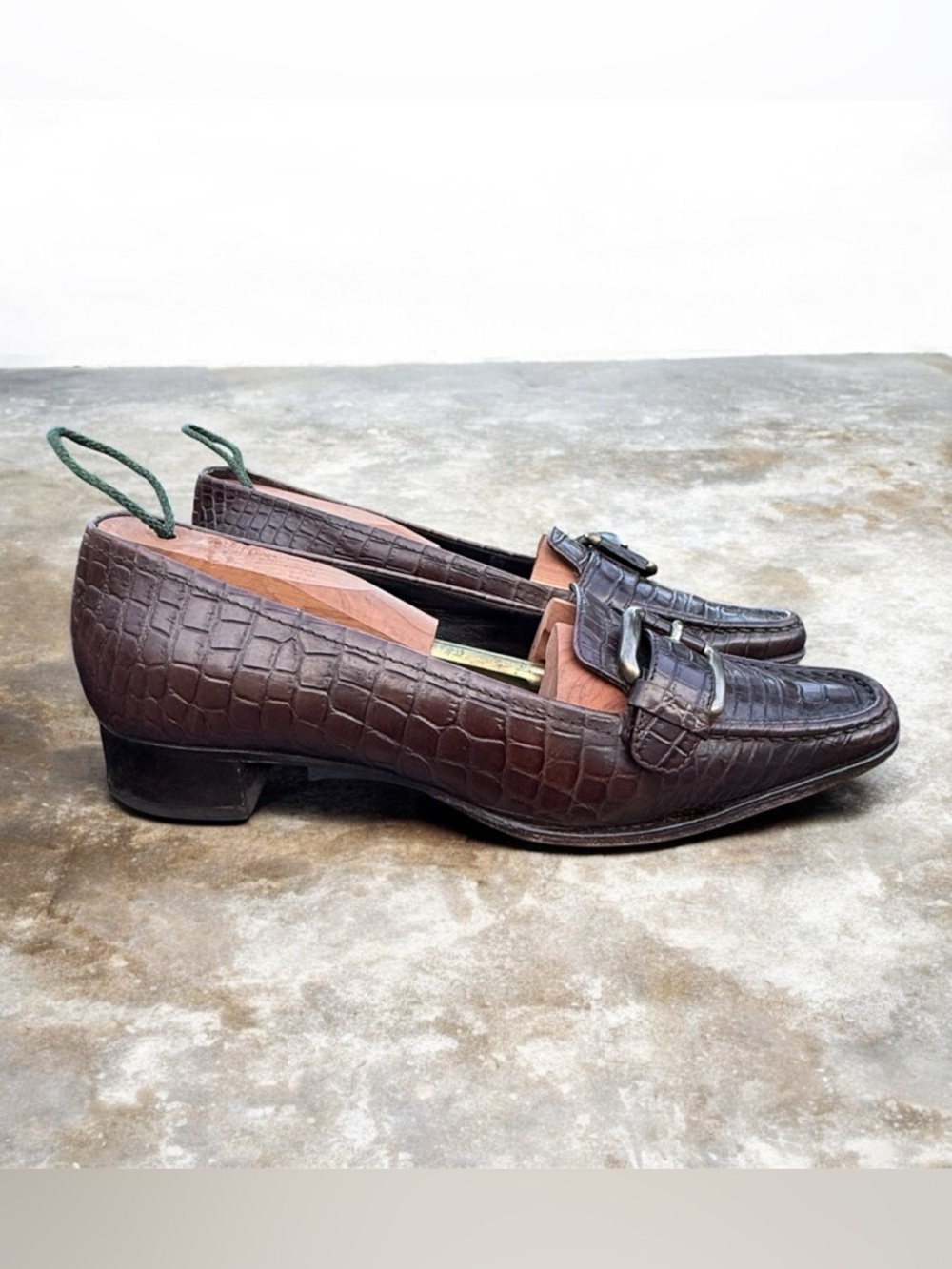 Prada Buckle Crocodile Embossed Heeled Loafer in Brown Leather 90’s Y2K